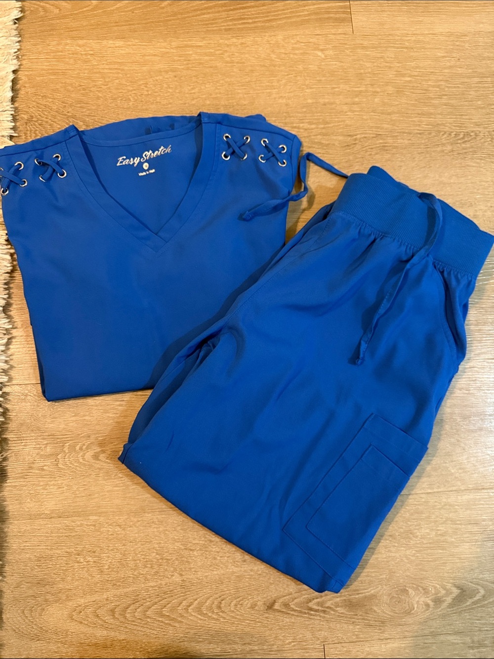 Easy Stretch Women’s V-Neck Scrub Top and Jogger Set - Royal Blue